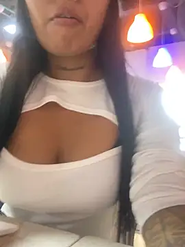 Snapshot of luisa16xxx chatting on 22, 1, 2025 luisa16xxx online show from 22, 1, 2025