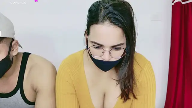 Snapshot of RupaliDixit chatting on 7, 11, 2025 RupaliDixit online show from 7, 11, 2025