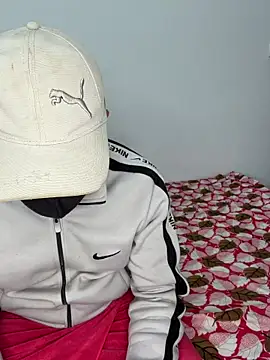 Snapshot of RupaliDixit chatting on 28, 11, 2025 RupaliDixit online show from 28, 11, 2025