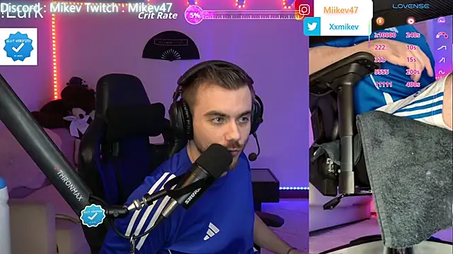 Snapshot of Mikev chatting on 23, 3, 2026 Mikev online show from 23, 3, 2026