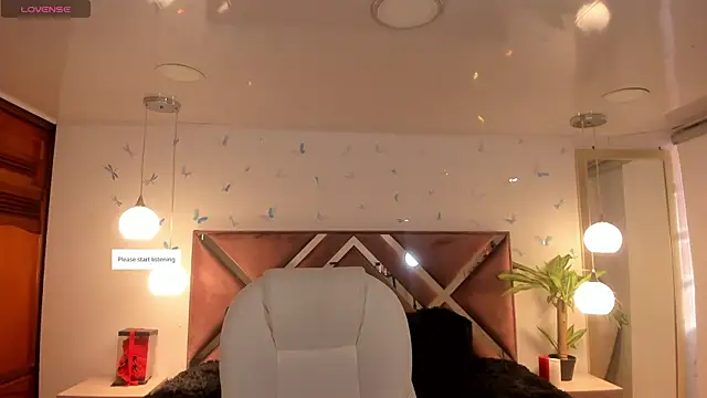 Snapshot of _Antonnela_ chatting on 20, 9, 2025 Antonnela online show from 20, 9, 2025