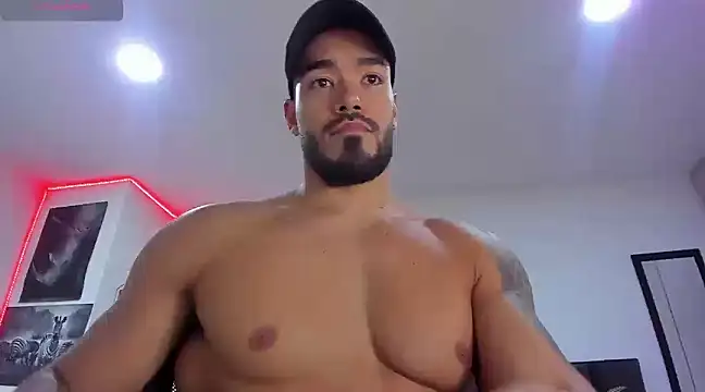 Snapshot of Alexander_Martines chatting on 13, 1, 2025 Alexander Martines online show from 13, 1, 2025