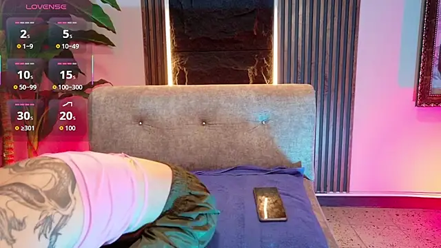 salomee star  online show from 9, 11, 2025