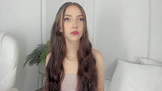 Mariapettit online show from 13, 2, 2025