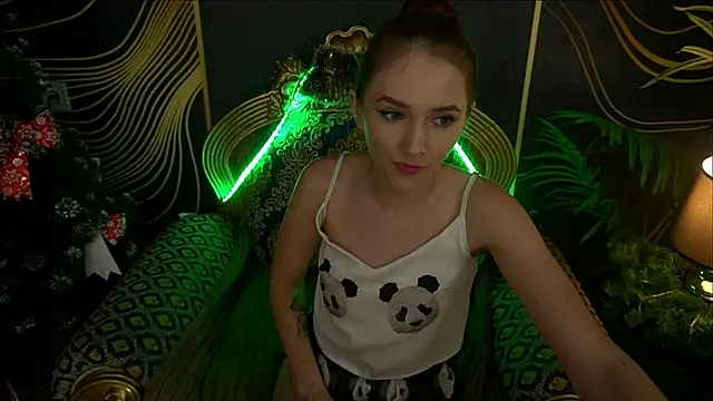 Snapshot of PamelaXX_ chatting on 13, 1, 2025 PamelaXX online show from 13, 1, 2025