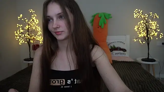 Snapshot of PamelaXX_ chatting on 1, 2, 2025 PamelaXX online show from 1, 2, 2025