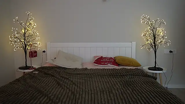 Snapshot of PamelaXX_ chatting on 5, 2, 2025 PamelaXX online show from 5, 2, 2025