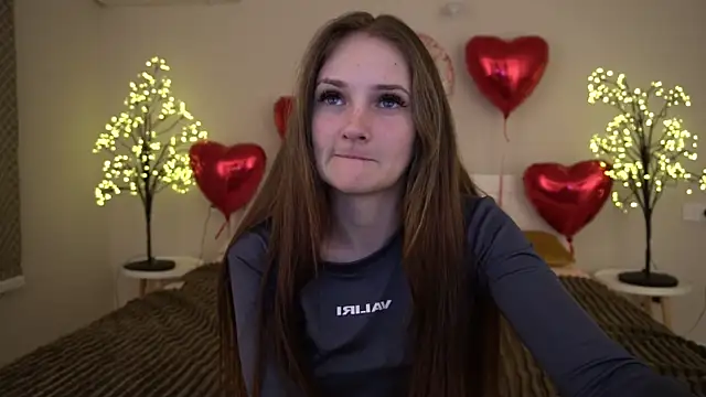 Snapshot of PamelaXX_ chatting on 13, 2, 2025 PamelaXX online show from 13, 2, 2025