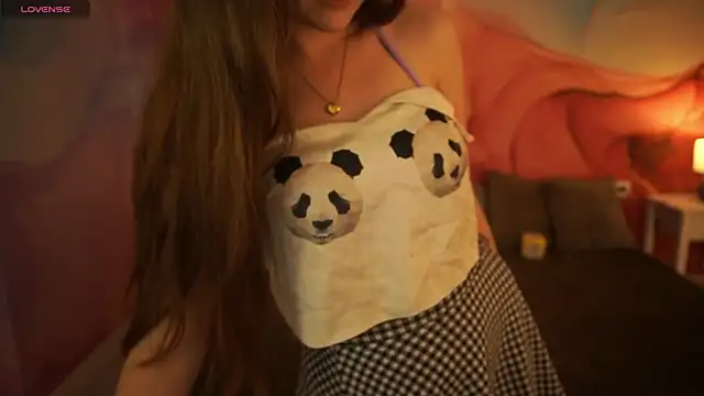 Snapshot of PamelaXX_ chatting on 14, 10, 2025 PamelaXX online show from 14, 10, 2025