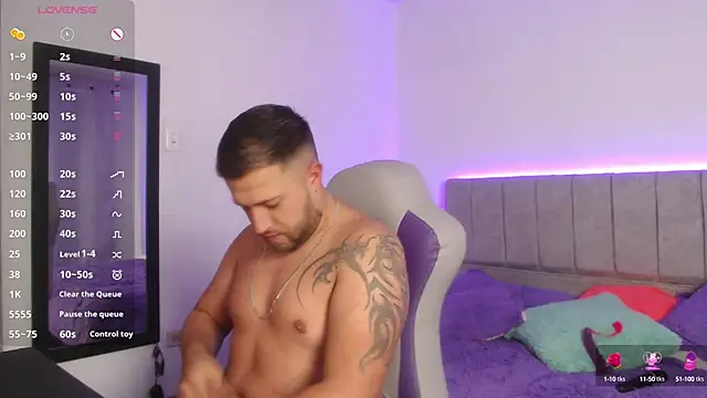 Snapshot of ryanandpamela_ chatting on 19, 12, 2024 ryanandpamela online show from 19, 12, 2024