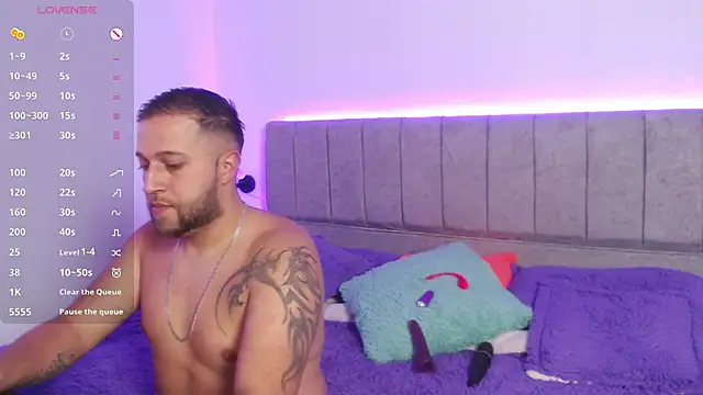 Snapshot of ryanandpamela_ chatting on 25, 2, 2025 ryanandpamela online show from 25, 2, 2025