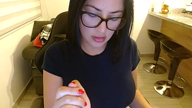 Charlotte cute18 online show from 13, 7, 2026
