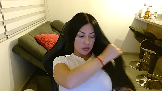 Charlotte cute18 online show from 28, 7, 2026