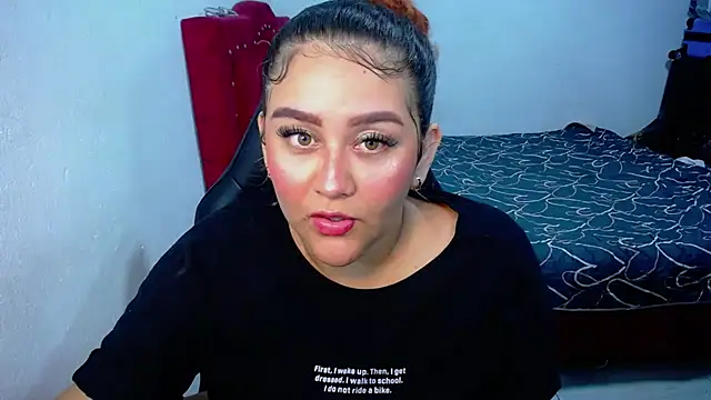 loly bigbooty4u online show from 10, 4, 2026