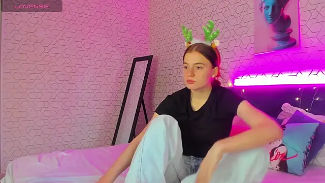 Stacey Brown online show from 17, 12, 2024