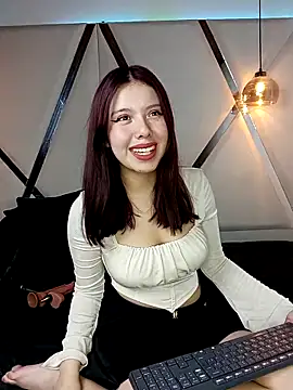 MarielQueenx online show from 6, 12, 2024