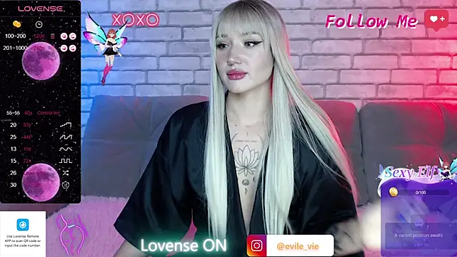 Eva Evile online show from 22, 12, 2024