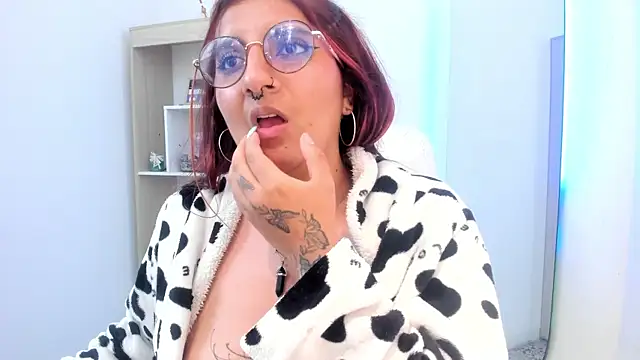 Snapshot of Alliccee chatting on 28, 12, 2024 Alliccee online show from 28, 12, 2024