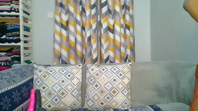 Petite 254 online show from 16, 3, 2026