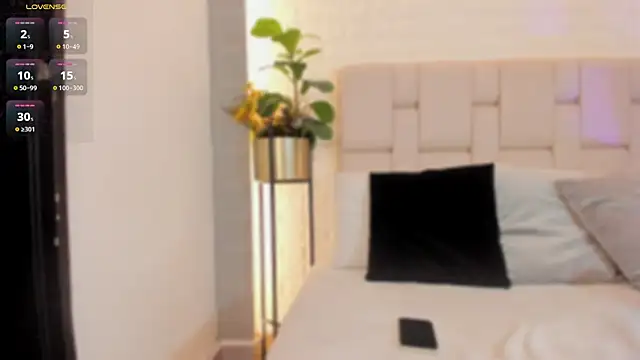 Natasha Smith09 online show from 28, 2, 2025