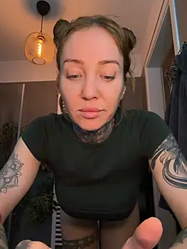 Snapshot of ElenaHaze chatting on 15, 7, 2026 ElenaHaze online show from 15, 7, 2026