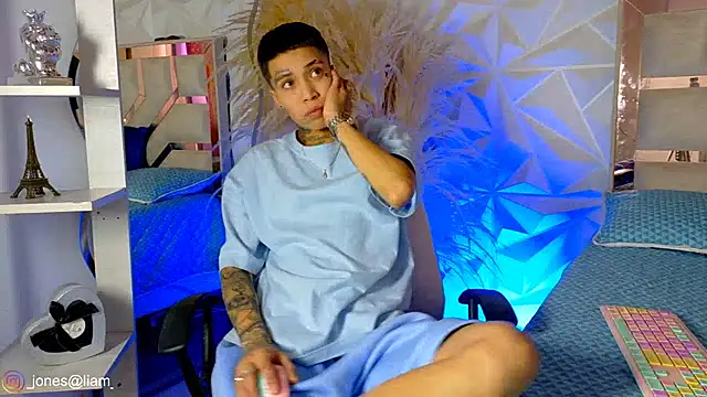 Jonesliam23 online show from 18, 7, 2026