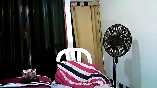 kimmiemm online show from 15, 3, 2025