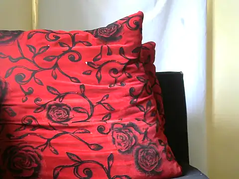 Snapshot of preettys56 chatting on 15, 9, 2025 preettys56 online show from 15, 9, 2025