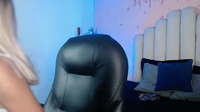 peyton golden1 online show from 28, 9, 2025