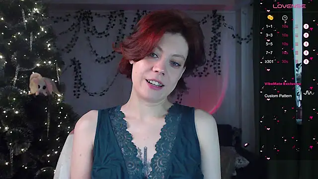 Snapshot of Your_Corvus chatting on 18, 12, 2024 Your Corvus online show from 18, 12, 2024