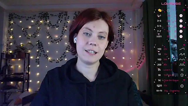 Snapshot of Your_Corvus chatting on 8, 1, 2025 Your Corvus online show from 8, 1, 2025