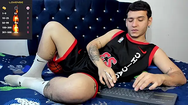 Snapshot of Noha_white chatting on 5, 2, 2025 Noha white online show from 5, 2, 2025