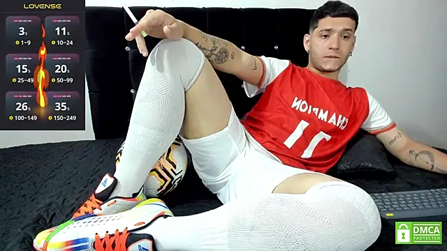 Snapshot of Noha_white chatting on 14, 10, 2025 Noha white online show from 14, 10, 2025