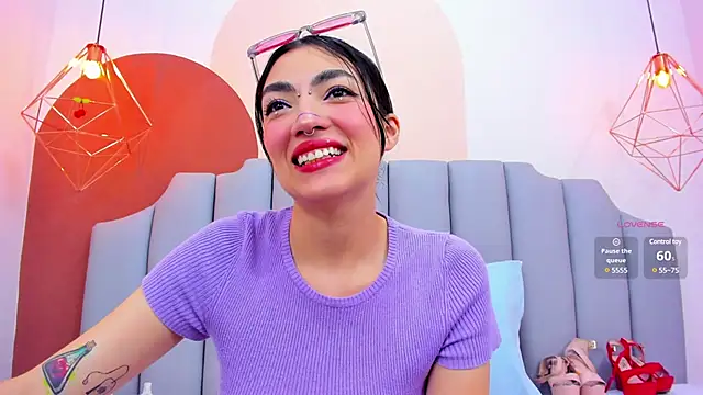 ThailyCherry online show from 4, 2, 2025