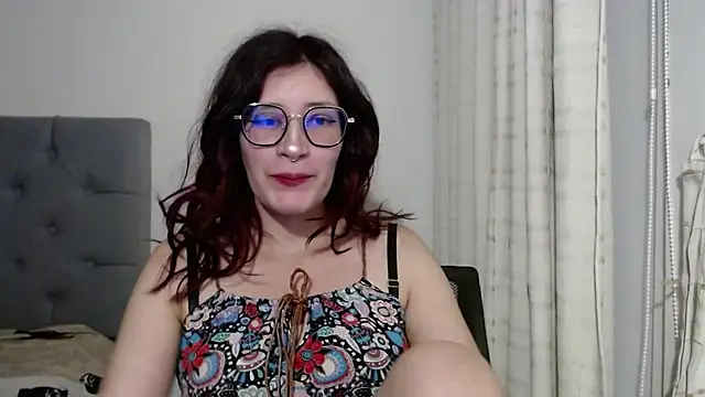 Snapshot of mariana124- chatting on 6, 1, 2025 mariana124- online show from 6, 1, 2025