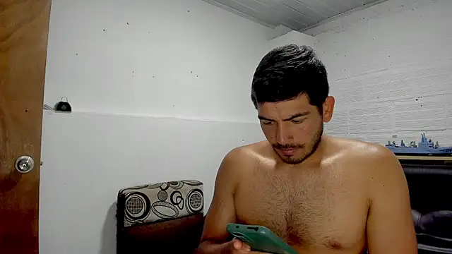 Snapshot of Himoreno25 chatting on 9, 1, 2025 Himoreno25 online show from 9, 1, 2025