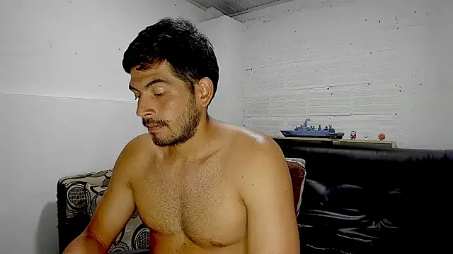 Snapshot of Himoreno25 chatting on 26, 2, 2025 Himoreno25 online show from 26, 2, 2025