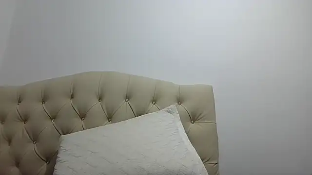 Snapshot of Himoreno25 chatting on 5, 11, 2025 Himoreno25 online show from 5, 11, 2025