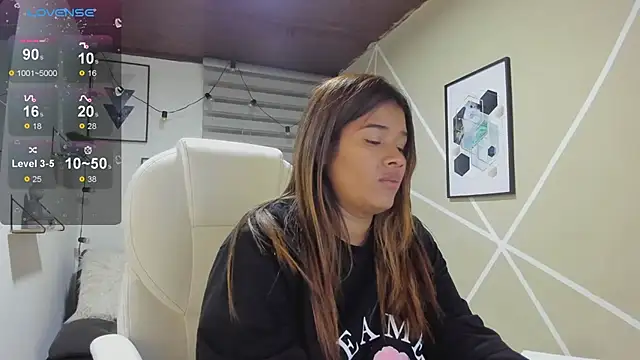 Enma  clark online show from 27, 4, 2026