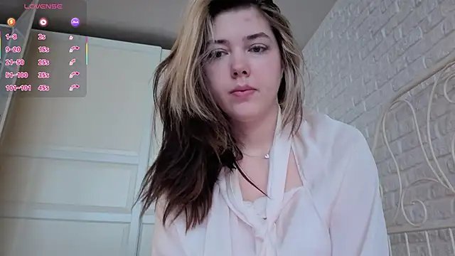 Snapshot of Vanessa_Walters chatting on 9, 3, 2026 Vanessa Walters online show from 9, 3, 2026