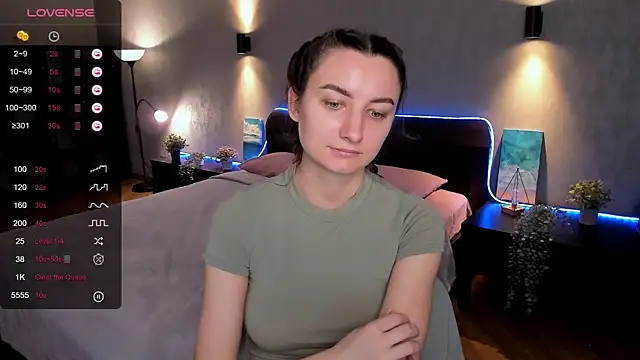 annacooleman online show from 19, 2, 2025