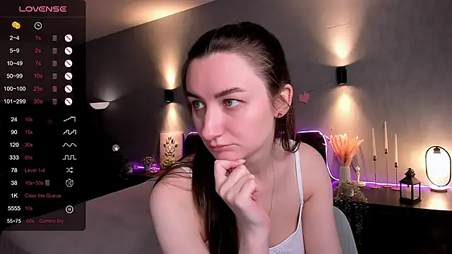 Snapshot of annacooleman chatting on 7, 6, 2026 annacooleman online show from 7, 6, 2026