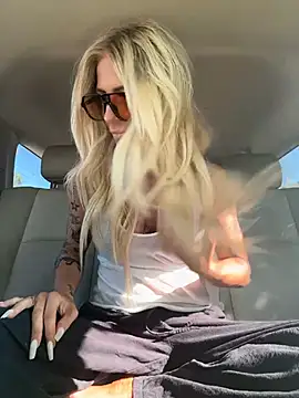 blondiluvsanal online show from 7, 11, 2025