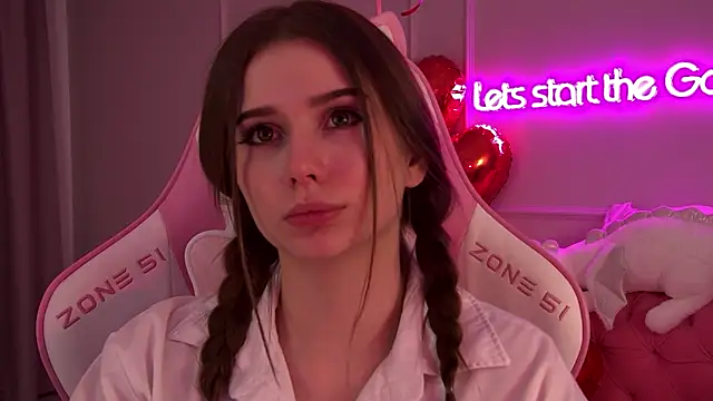 DianaVert online show from 12, 2, 2025