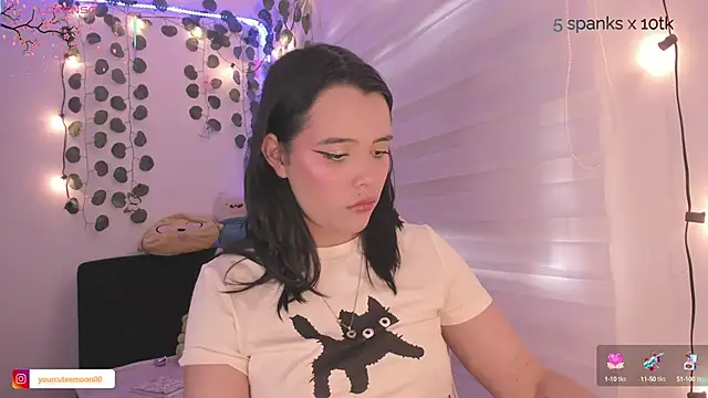 moonliiiight1 online show from 3, 2, 2025