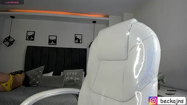 Beck jones online show from 10, 2, 2025