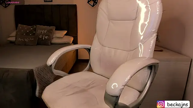 Beck jones online show from 13, 3, 2025