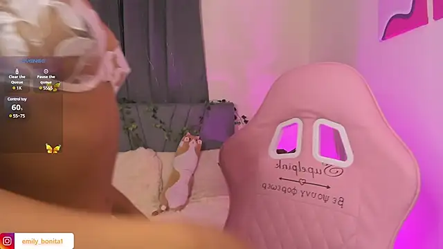 Snapshot of emy_bonita1 chatting on 25, 1, 2025 emy bonita1 online show from 25, 1, 2025