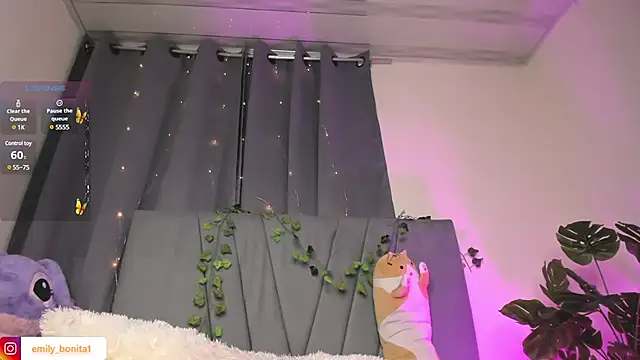 Snapshot of emy_bonita1 chatting on 30, 1, 2025 emy bonita1 online show from 30, 1, 2025