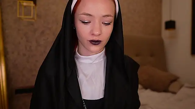 MiaRouge online show from 18, 5, 2026